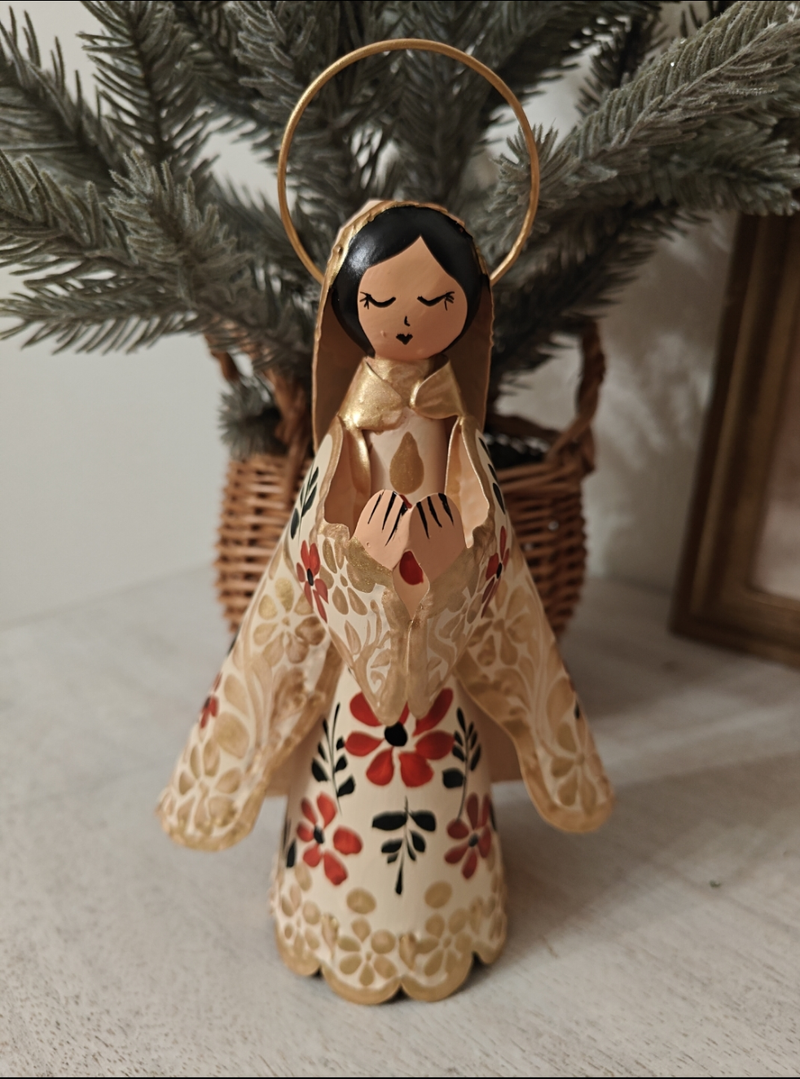 Virgen Mágica Beige (large)