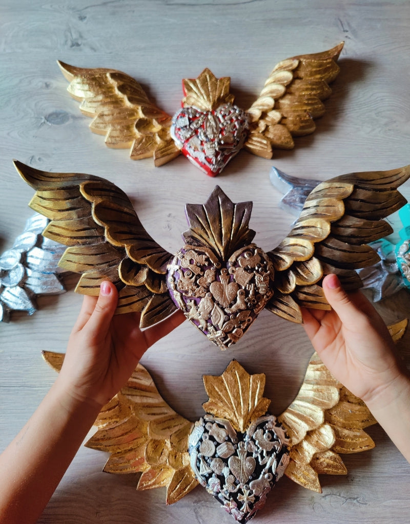 Corazon Milagritos with long  Wings