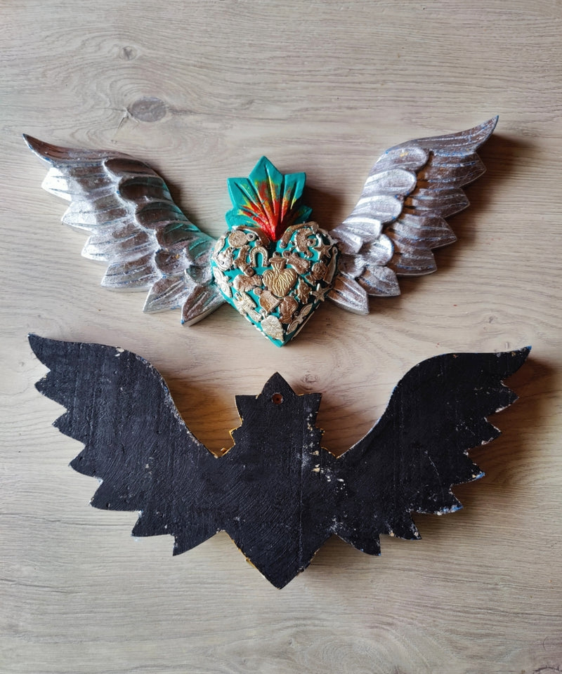 Corazon Milagritos with long  Wings