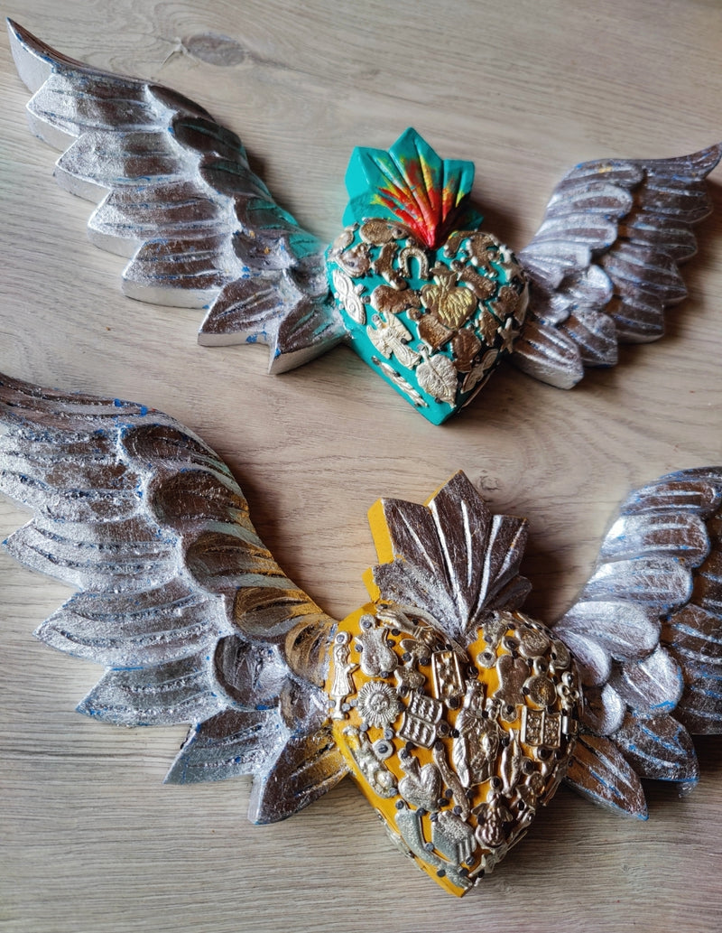 Corazon Milagritos with long  Wings