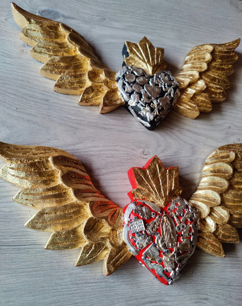 Corazon Milagritos with long  Wings