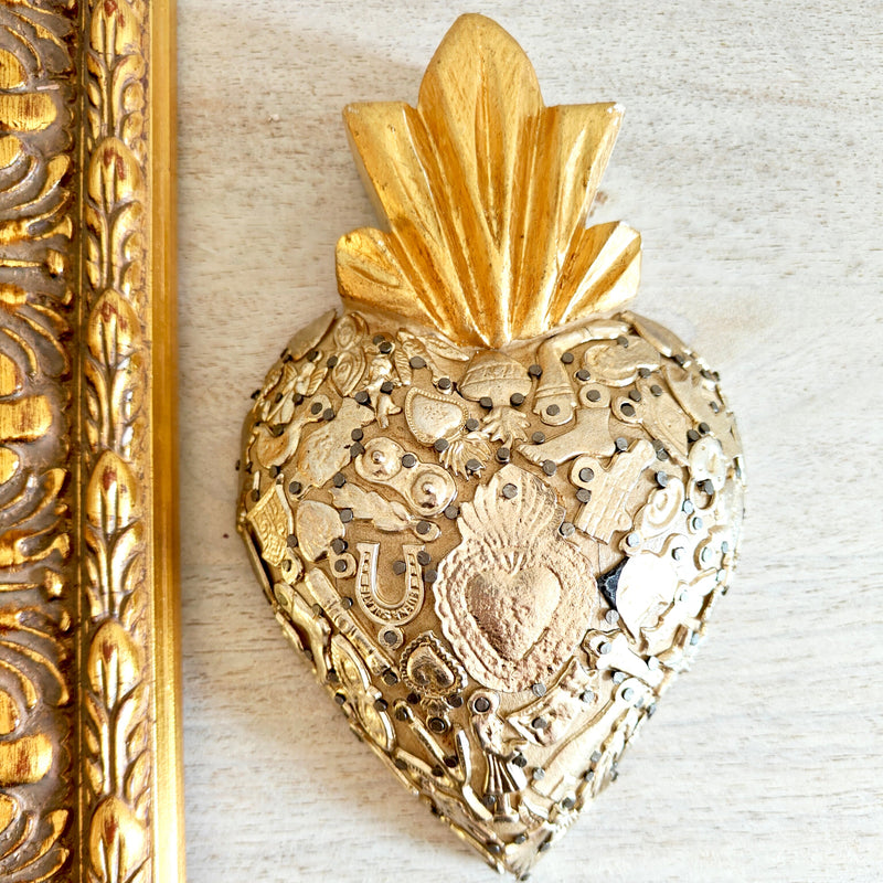 Milagros Corazon (Medium)