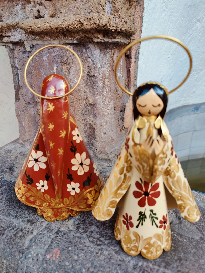 Virgen Mágica Red (large)