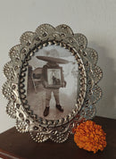 Recuerdo Tin Frame