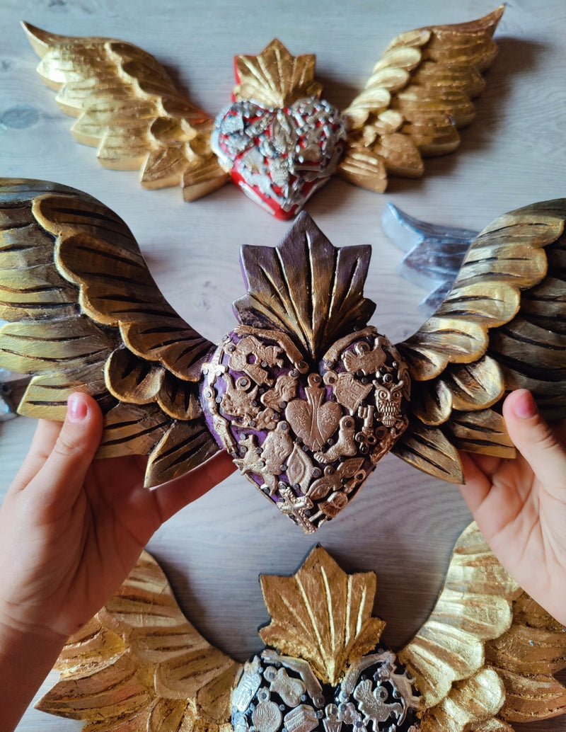 Corazon Milagritos with long  Wings