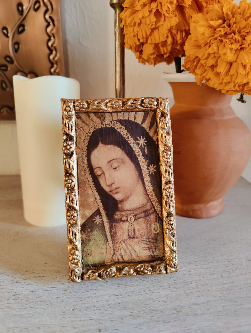 Vintage Frame Virgen de Guadalupe (Small)