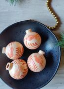 Pajarito Coral Barro Ornament Box