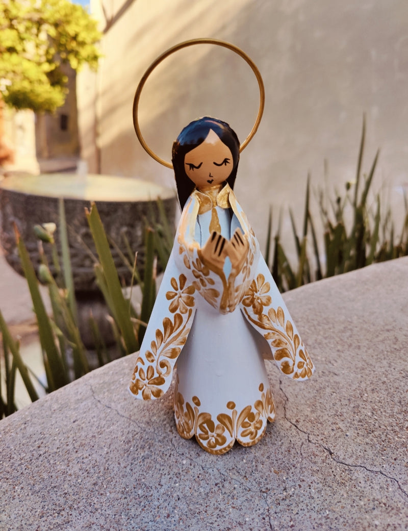 Virgen Mágica White (large)