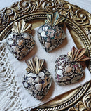 Colonial Milagros Corazon (S)