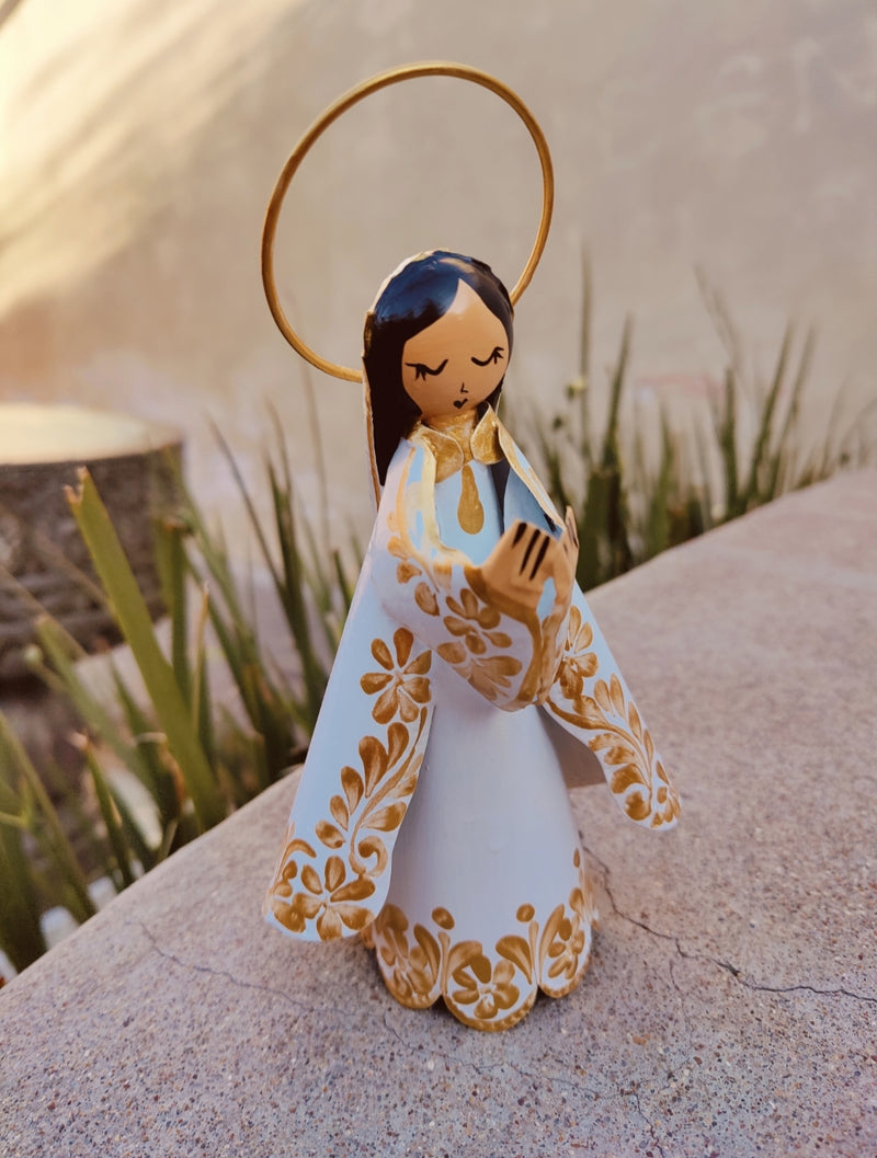 Virgen Mágica White (large)