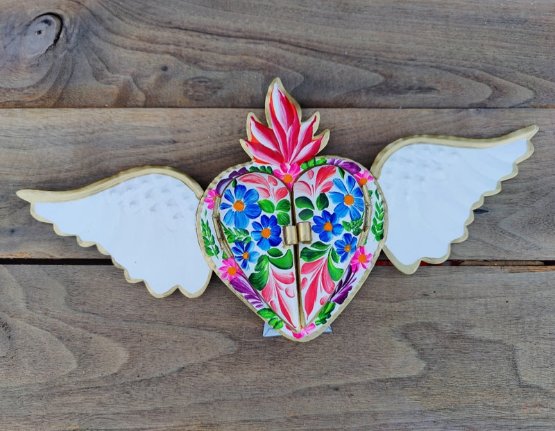 Corazon Con Alas Mirror