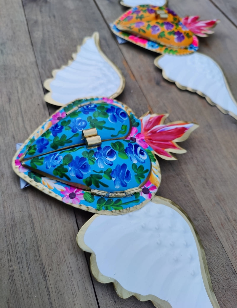 Corazon Con Alas Mirror