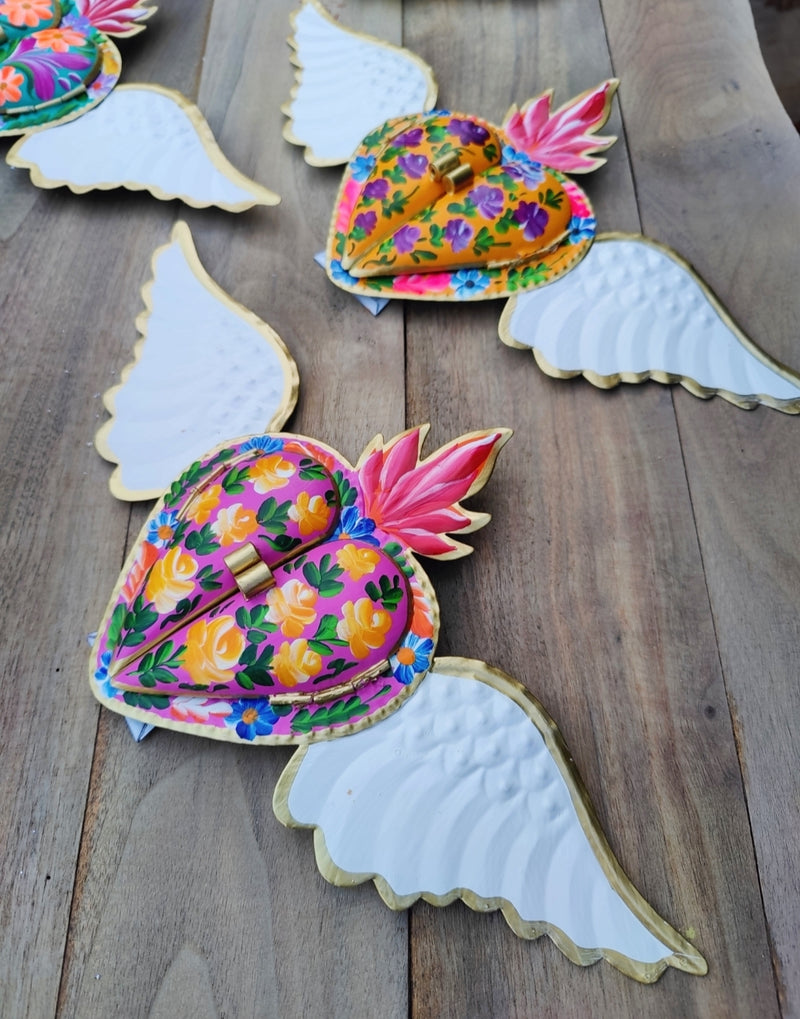Corazon Con Alas Mirror