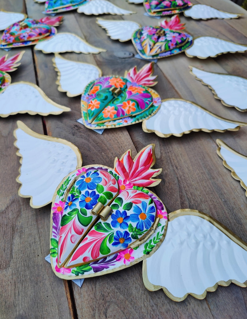 Corazon Con Alas Mirror