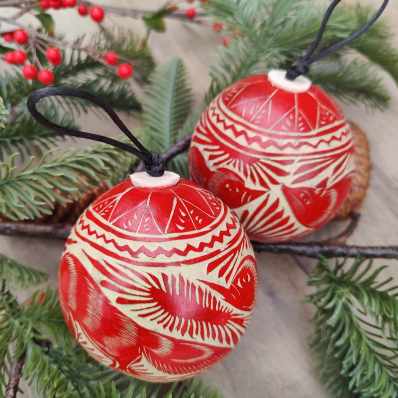Jicara Ornaments Set of 2