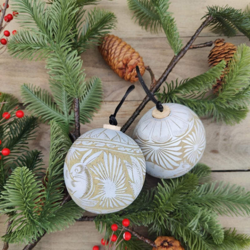 Jicara Ornaments Set of 2