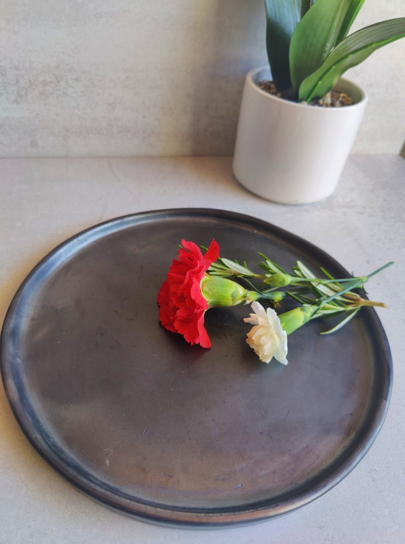 Barro Negro Plates