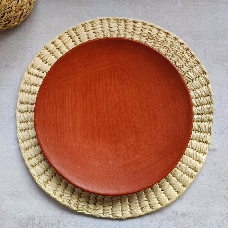 Barro Rojo: Dinner Plate