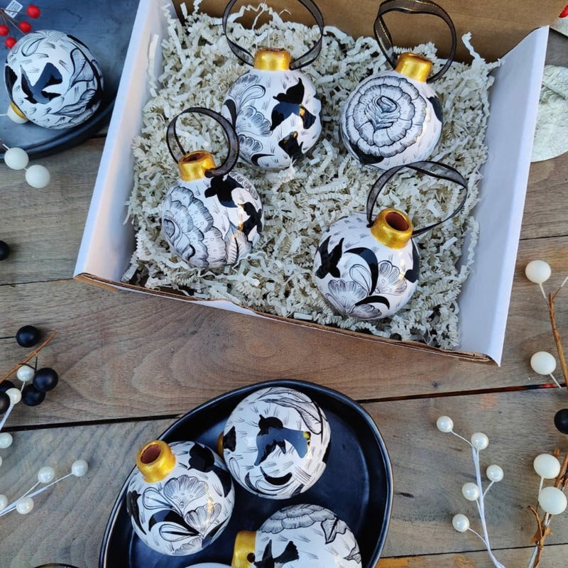 Black & White Ornament Box