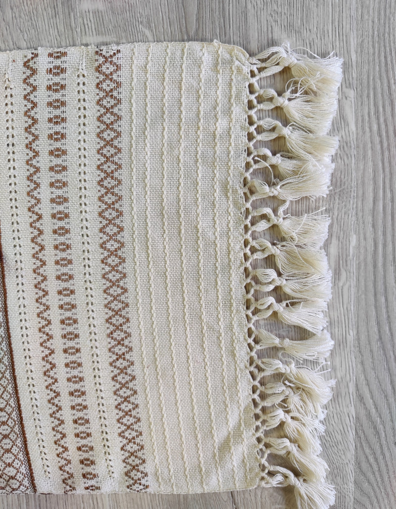 Clarita woven placemats